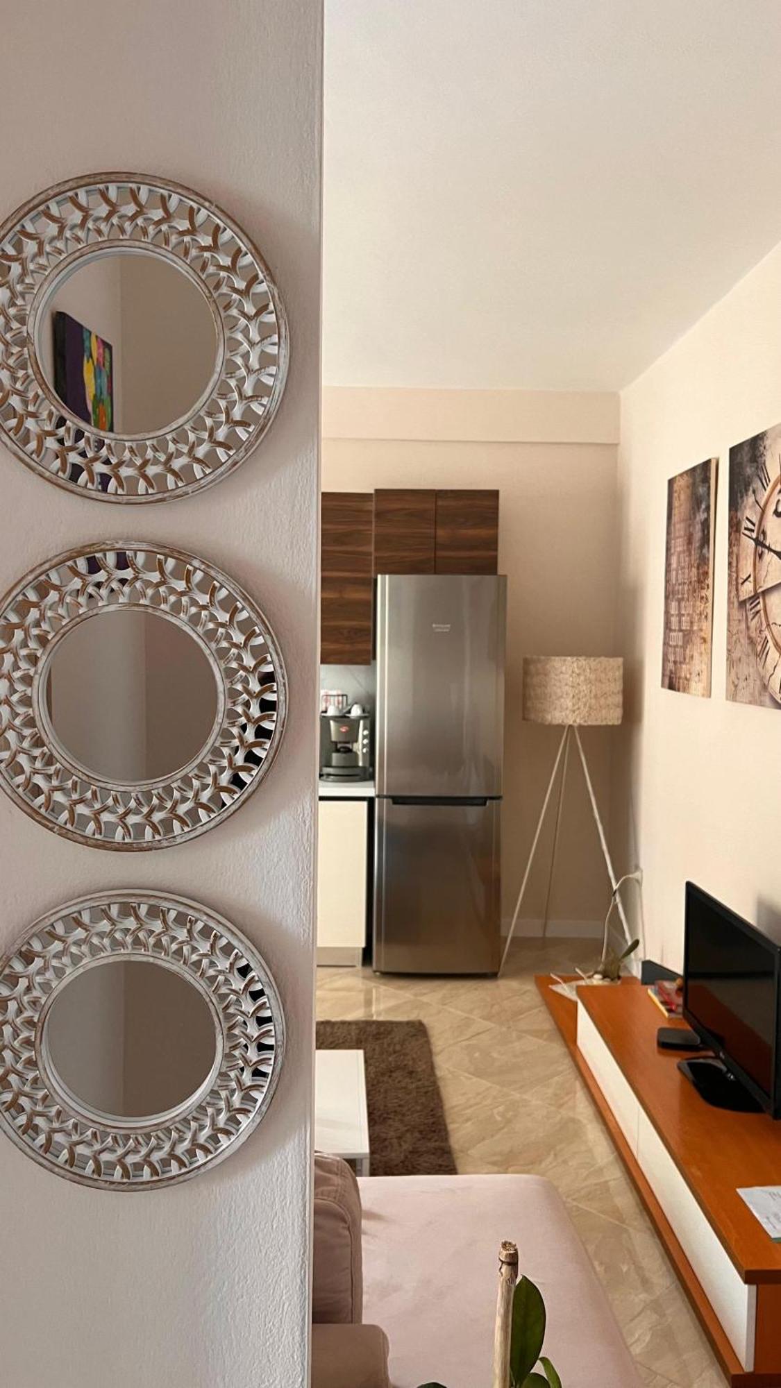 Sofi Condo-close To Port Of Appartement
