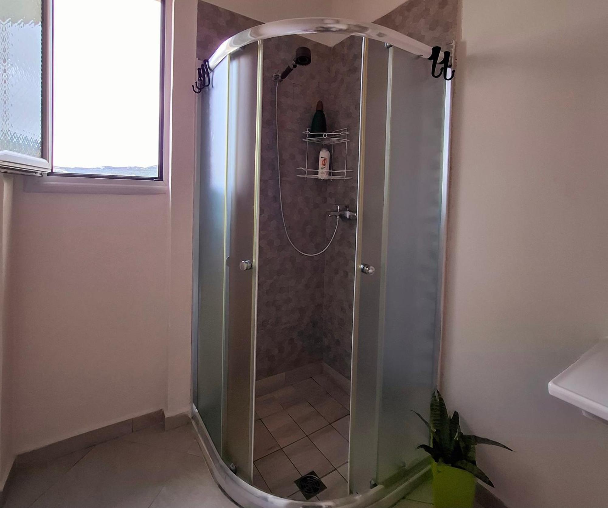 Appartement Sofi Condo-close To Port Of *